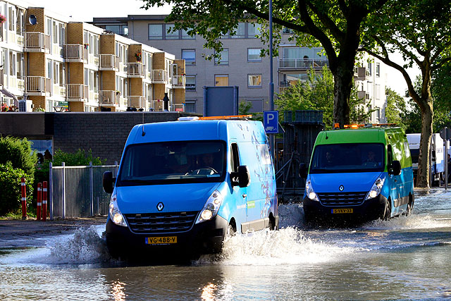 2014/162/GB 20140716 031 Wateroverlast Amersfoortlaan.jpg